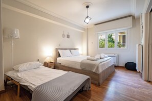 1 habitación, tabla de planchar con plancha, wifi y ropa de cama 