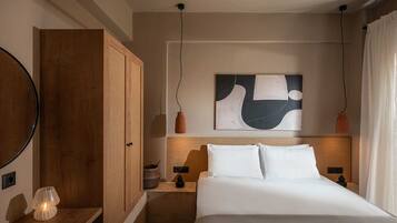 4 bedrooms, bed sheets