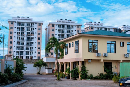 MARK-A GARDEN HOTEL KAWE