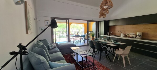 Smart-TV, DVD-Player