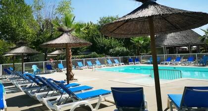 Camping 4 étoiles - Piscine - ccbahdd