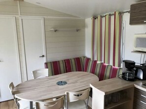 Dining - Camping - Piscine  - ccbbdae (Vic-sur-Cère)