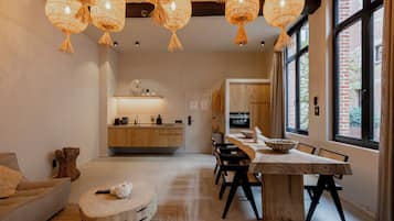 บริเวณนั่งเล่น