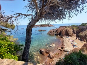 Sun-loungers, beach towels - Beautiful Villa St Raphael Special Golfeur, 7 mn from the sea, on Golf valescure (Saint-Raphaël)