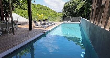 Villa Nou Cinq, jungle view, swimming pool and beach 5 min away