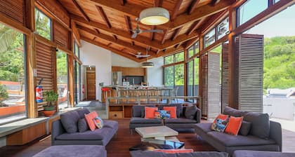 Villa Nou Cinq, vue jungle piscine et Plage a 5 min