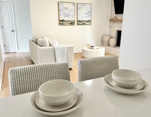 Dining - Peaceful & Convenient 2BR Near Ballantyne (Charlotte)
