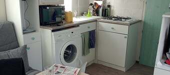 Mobile home 7/pers, in campsite located in barzan 17kms from Royan with swimming pool.