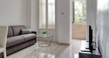 Chic flat with easy city centre access