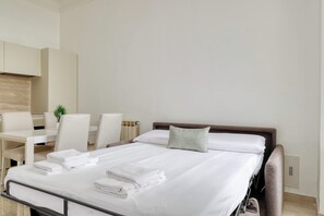Apartment, 1 Double Bed with Sofa bed | Living area | 32-inch flat-screen TV with cable channels - Chic flat with easy city centre access (Milan)