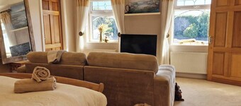 Cosy Self-Catering Studio
