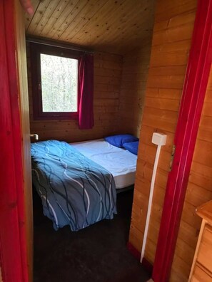 2 bedrooms