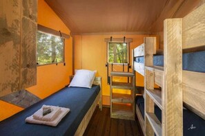 2 bedrooms - Camping - ccbbg0f - Two Bedroom Apartment, Sleeps 5 (Ghisonaccia)