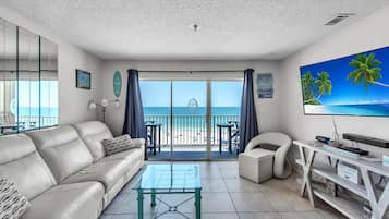 Condo, Multiple Beds (Sea Breeze 503) | Living area