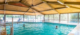 ZEcamping 4* piscine couverte piscine chauffée dog friendly locatif TV