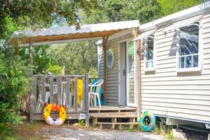 Terrace/patio - Camping 3 étoiles - Piscine  - ccbbh0c (Sussargues)