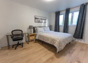 3 quartos, escrivaninha, ferros/tábuas de passar roupa, Wi-Fi