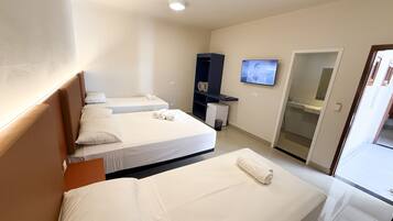 Standard Quadruple Room, 1 Bedroom, Ground Floor