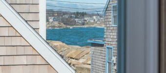 Bright Coastal Apartment in the center of Quaint New England Sea Town