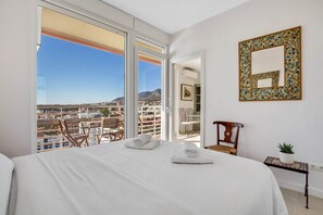 2 bedrooms, iron/ironing board, free WiFi