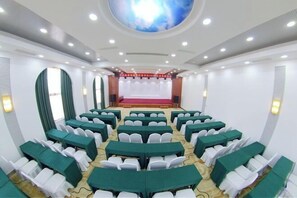 Meeting facility - Huanyu Grand Hotel (Yishui Dongfang Shopping Center Chang'an South Road) (Yishui)