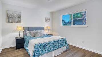 3 chambres, fer et planche Ă repasser, Wi-Fi, draps fournis