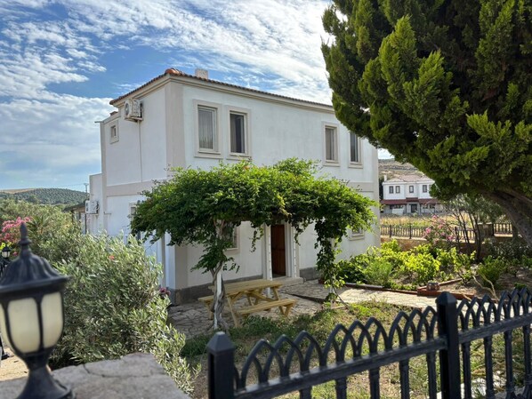 Exterior - NEVALINN (Bozcaada)