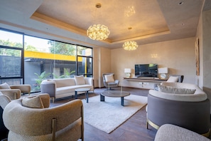 TV connectée, cheminée