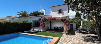 El Rincón del Montgó - private swimming pool