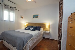 3 Schlafzimmer, Bügeleisen/Bügelbrett, WLAN, Bettwäsche