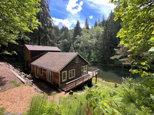 Riverfront Paradise Campground in Kalama