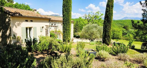 Domaine de la Pigne, tranquillity as far as the eye can see