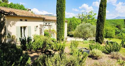Domaine de la Pigne, tranquillity as far as the eye can see