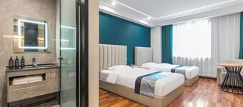 Beijing Ruistin Hotel (Beijing Daxing New Airport Qingyuan Road Subway Station)