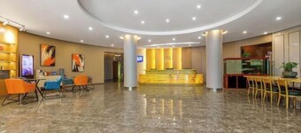 Beijing Ruistin Hotel (Beijing Daxing New Airport Qingyuan Road Subway Station)