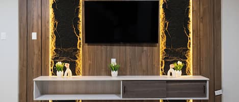 32-inch Smart TV with satellite channels