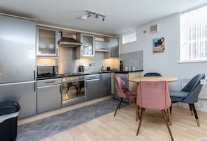 Apartment | Private kitchen | Full-size fridge, microwave, oven, stovetop