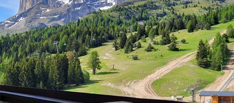 COSY stay at the MONTAGNE-STUDIO for 4/5 people - at the foot of the slopes