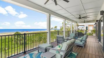 House, 4 Bedrooms, Private Pool, Beach View | Balcony