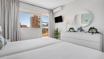 1 bedroom, iron/ironing board, free WiFi