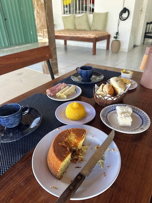 Tägliches Frühstücksbuffet (38 BRL pro Person)