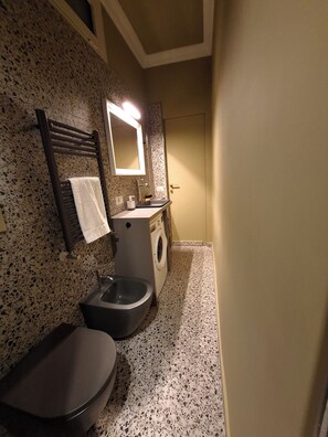 Hair dryer, bidet, towels, soap - TALISMANO LUXURY MAISON (Napoli)