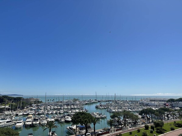 Marina/club náutico