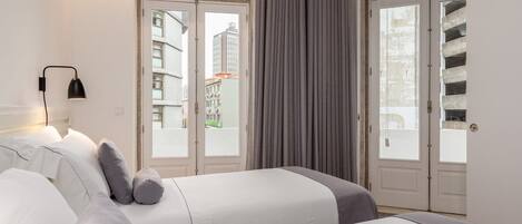 4 多间卧室、熨斗/熨衣板、免费 WiFi