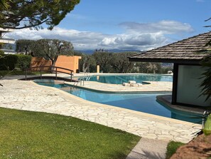 Outdoor pool - Top-of-the-range studio comfort, swimming pool, tennis court, park, security (Nice)