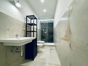 Chambre Familiale Double ou avec lits jumeaux, vue ville