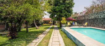 Vacation house with pool - Temixco 2 BR