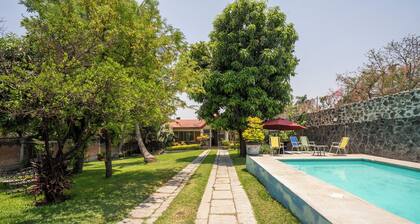 Vacation house with pool - Temixco 2 BR