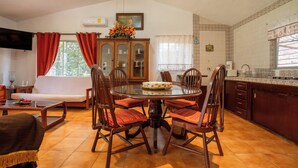 Unclassified image, 3 of 33, button - Vacation house with pool - Temixco 2 BR (Tezoyuca)