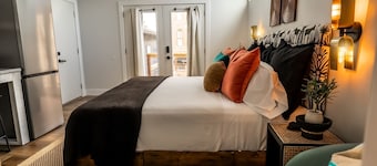 The King Suite at Pickle & Perk